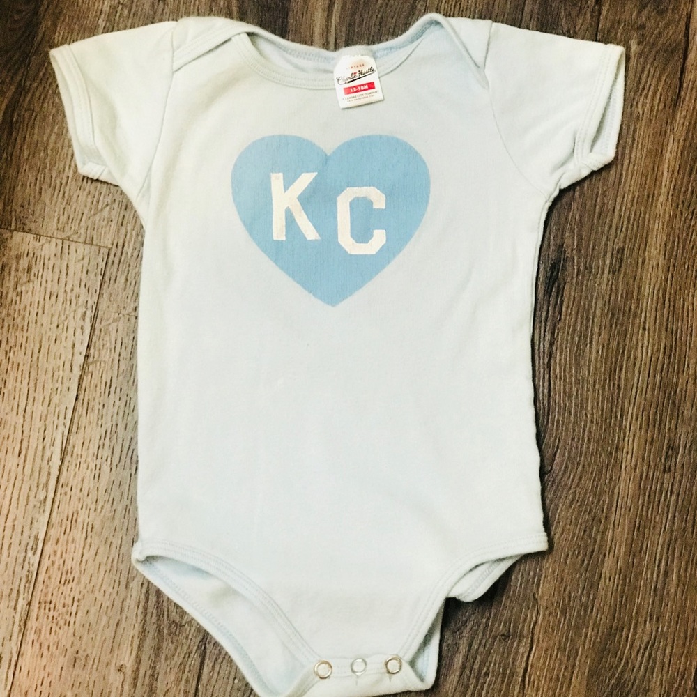 Charlie Hustle KC Onesie - 12-18 M.
